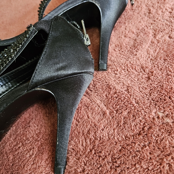 Kate Preston heels - Picture 5 of 6